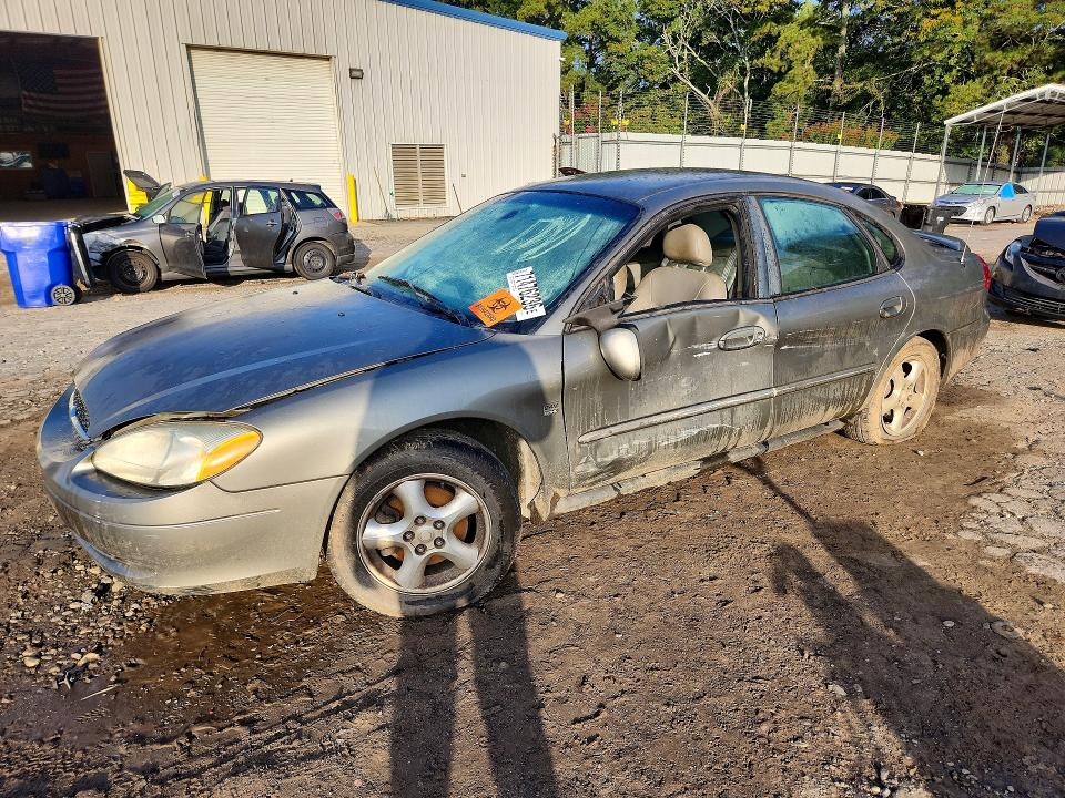 71476236 :رقم المزاد ، 1FAFP55S22A169484 vin ، 2002 Ford Taurus مزاد بيع