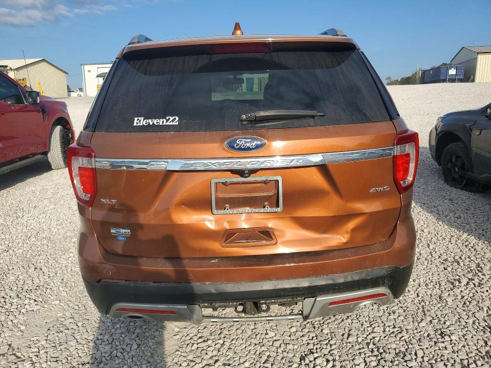 71089496 :رقم المزاد ، 1FM5K8D89HGD77942 vin ، 2017 Ford Explorer مزاد بيع