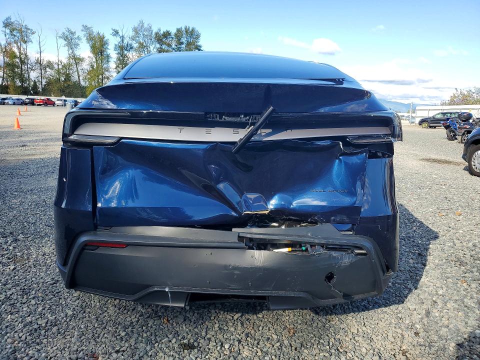 Продажа на аукционе авто 2026 Tesla Model Y, vin: 7SAYGDEE6TF730353, номер лота: 73092226
