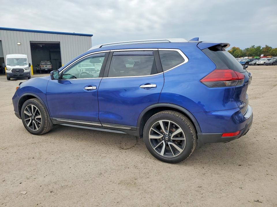 Продаж на аукціоні авто 2018 Nissan Rogue, vin: 5N1AT2MV6JC706995, номер лоту: 69882126