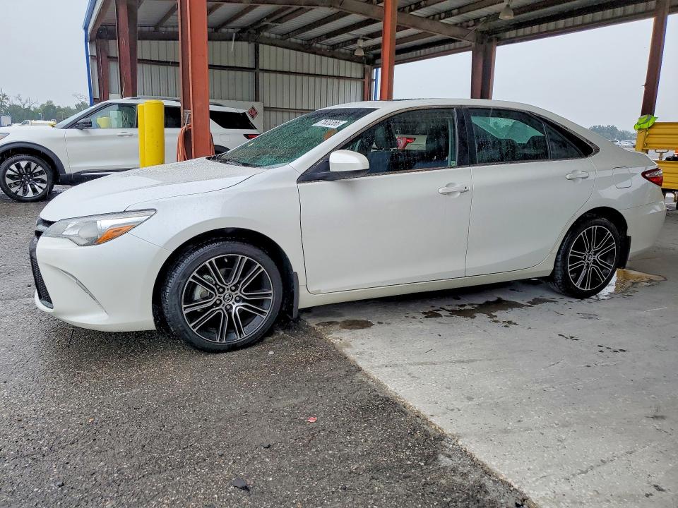 Auction sale of the 2016 Toyota Camry, vin: 4T1BF1FK2GU170221, lot number: 71620366