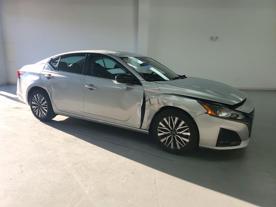 Продажа на аукционе авто 2026 Nissan Altima, vin: 1N4BL4DV6TN305772, номер лота: 72781236