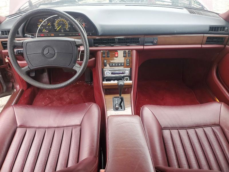 70569816 :رقم المزاد ، WDBCA25D7JA395872 vin ، 1988 Mercedes-benz 300 مزاد بيع