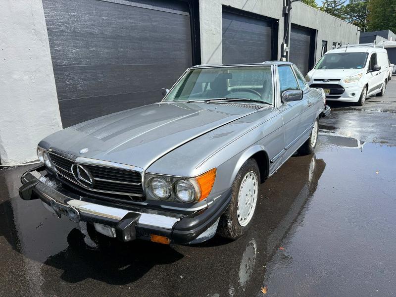 72846646 :رقم المزاد ، WDBBA48D9HA061016 vin ، 1987 Mercedes-benz 560 مزاد بيع
