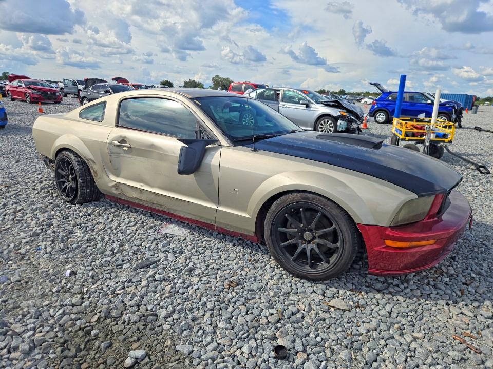 71551916 :رقم المزاد ، 1ZVFT82HX65173276 vin ، 2006 Ford Mustang مزاد بيع