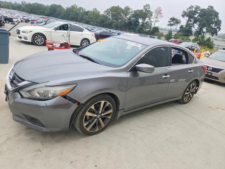2017 Nissan Altima მანქანა იყიდება აუქციონზე, vin: 1N4AL3AP1HC483409, აუქციონის ნომერი: 71217766