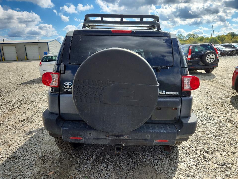 72442906 :رقم المزاد ، JTEBU11F470069267 vin ، 2007 Toyota Fj Cruiser مزاد بيع