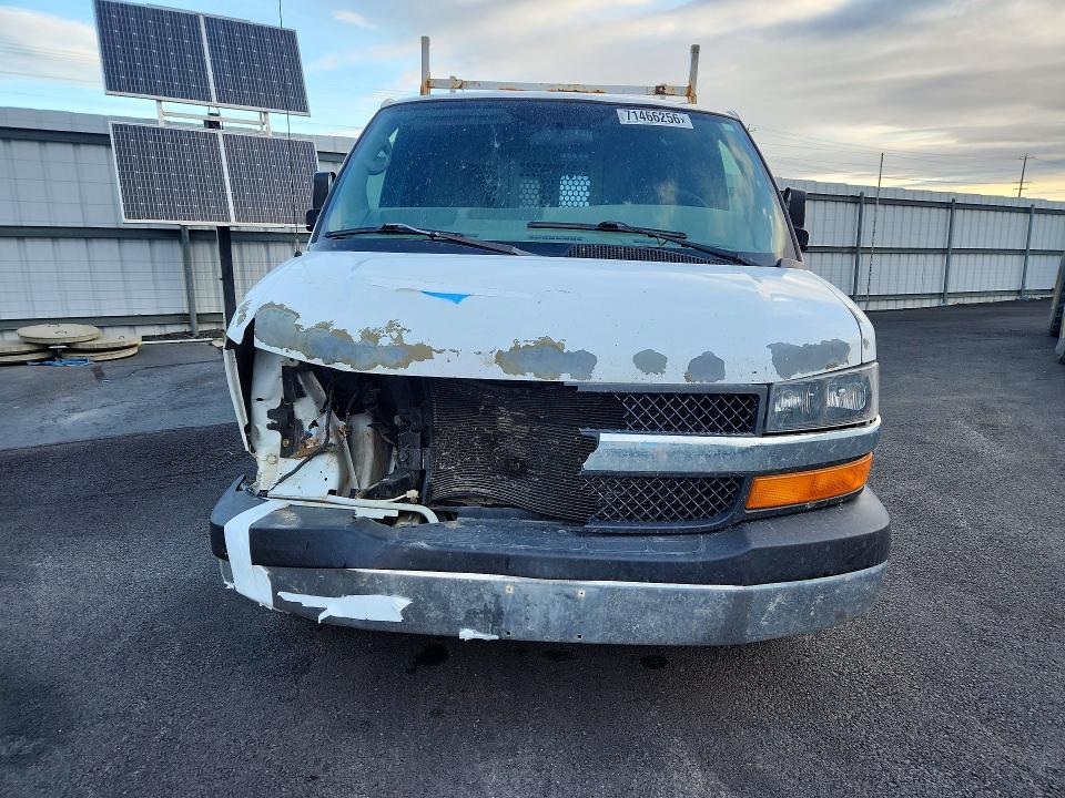 71466256 :رقم المزاد ، 1GCFH154X81231188 vin ، 2008 Chevrolet Express G1500 مزاد بيع