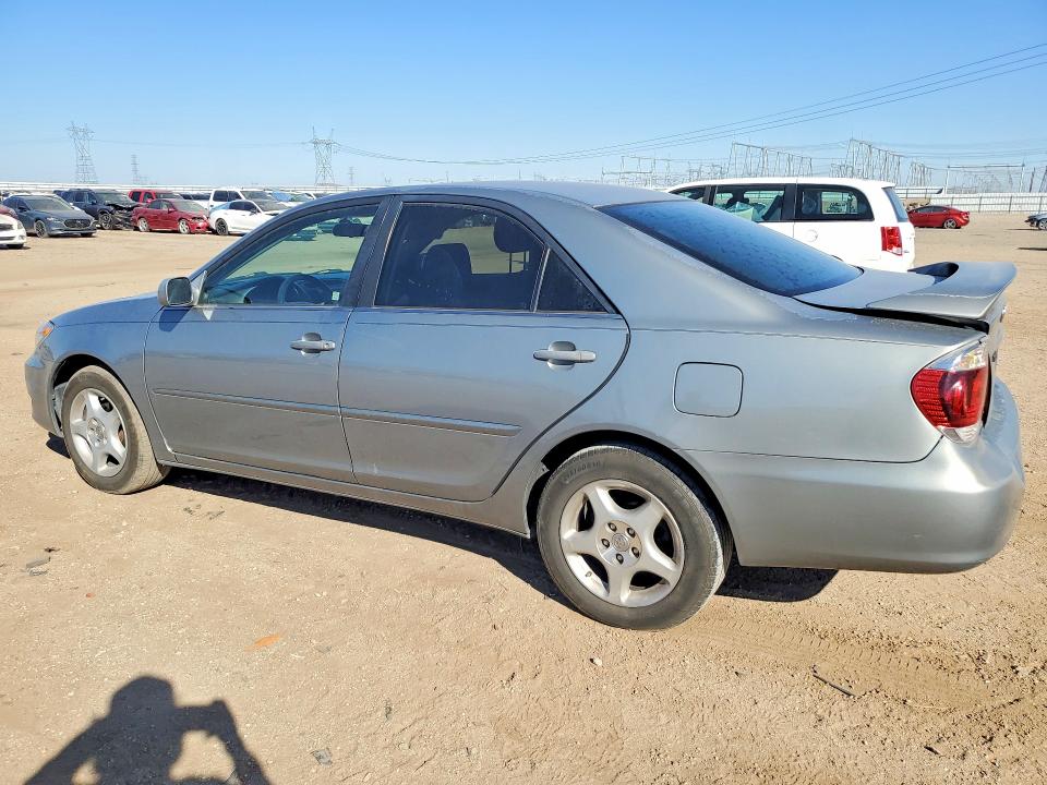 2005 Toyota Camry მანქანა იყიდება აუქციონზე, vin: JTDBE32K553013813, აუქციონის ნომერი: 65683166