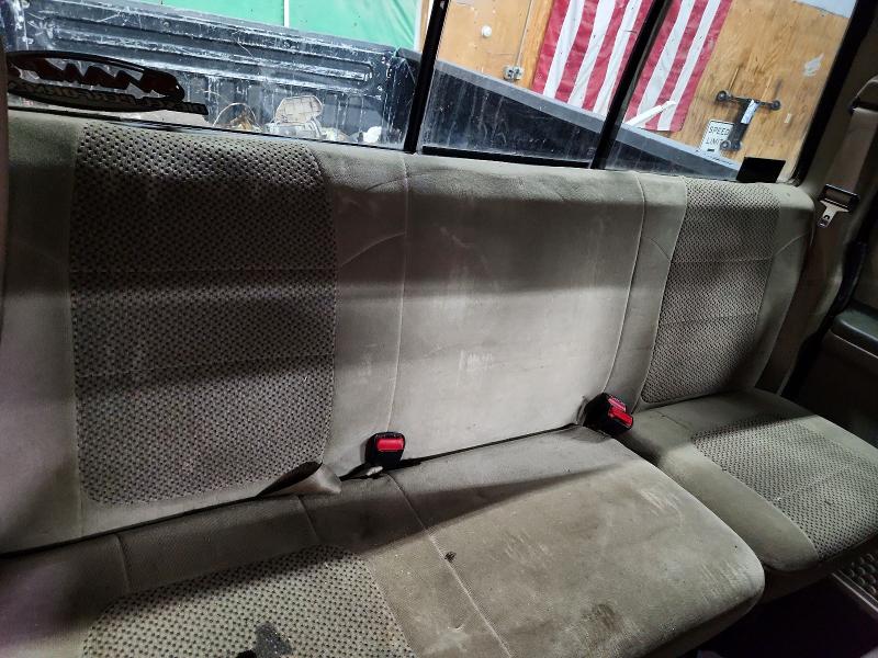 Продажа на аукционе авто 2000 Ford F250, vin: 1FTNW21FXYEA57873, номер лота: 70277786