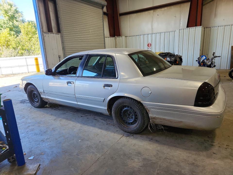 71444456 :رقم المزاد ، 2FAFP71W1XX116004 vin ، 1999 Ford Crown Victoria مزاد بيع