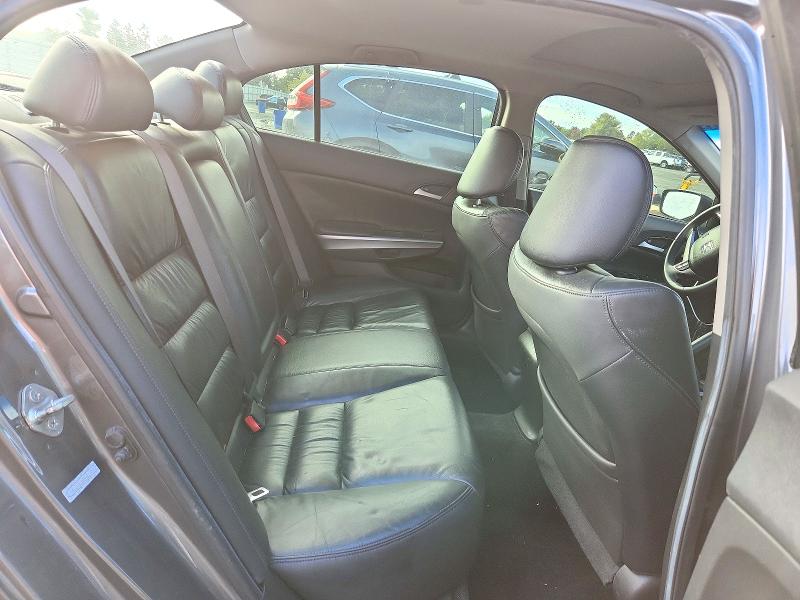 72688156 :رقم المزاد ، 1HGCP26828A018038 vin ، 2008 Honda Accord مزاد بيع
