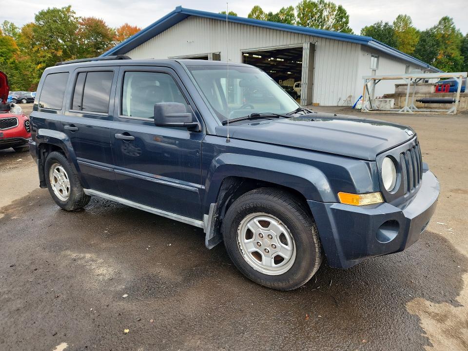 2008 Jeep Patriot მანქანა იყიდება აუქციონზე, vin: 1J8FT28WX8D721848, აუქციონის ნომერი: 70894856