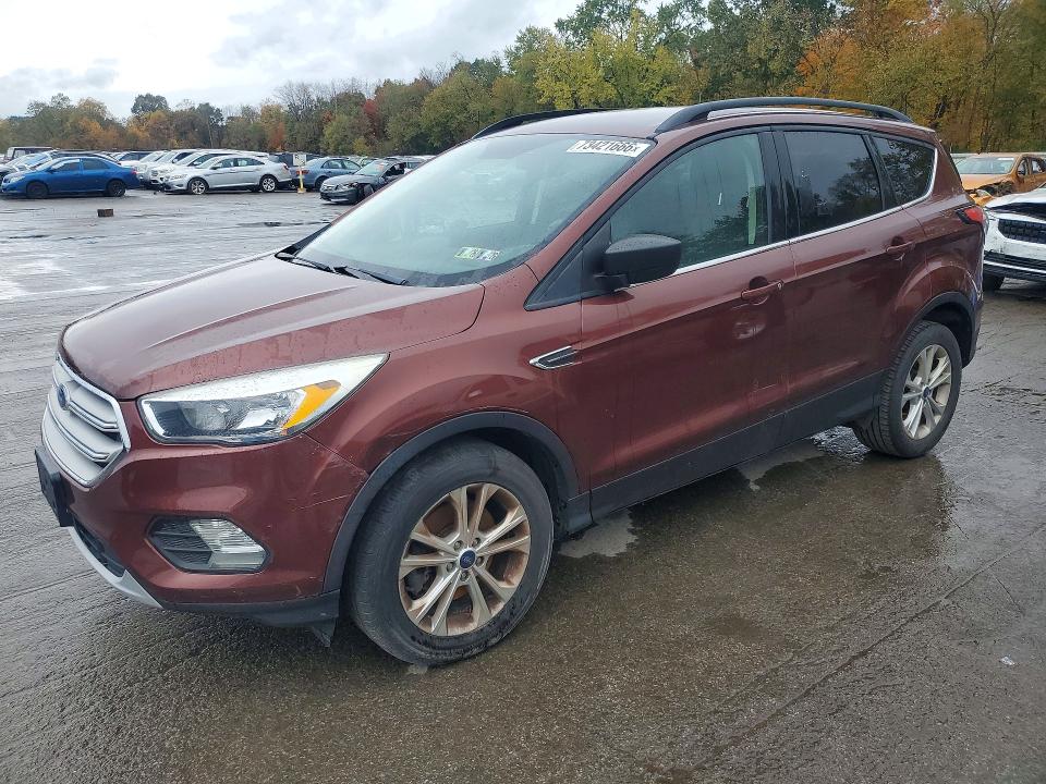 Продаж на аукціоні авто 2018 Ford Escape, vin: 1FMCU9GD0JUC25989, номер лоту: 73421666