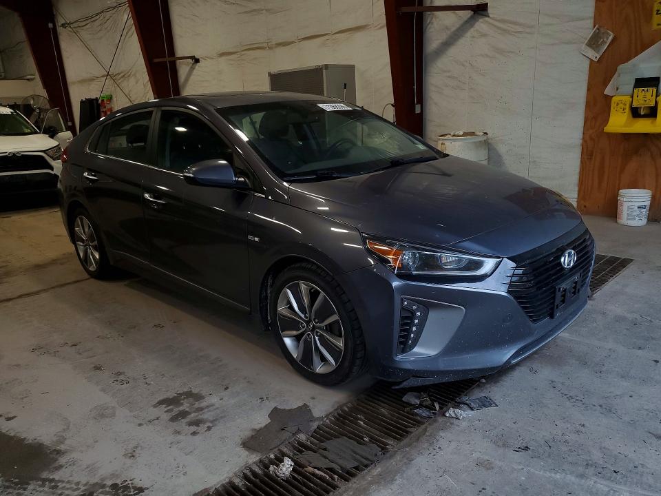 71068396 :رقم المزاد ، KMHC85LC9HU017954 vin ، 2017 Hyundai Ioniq مزاد بيع