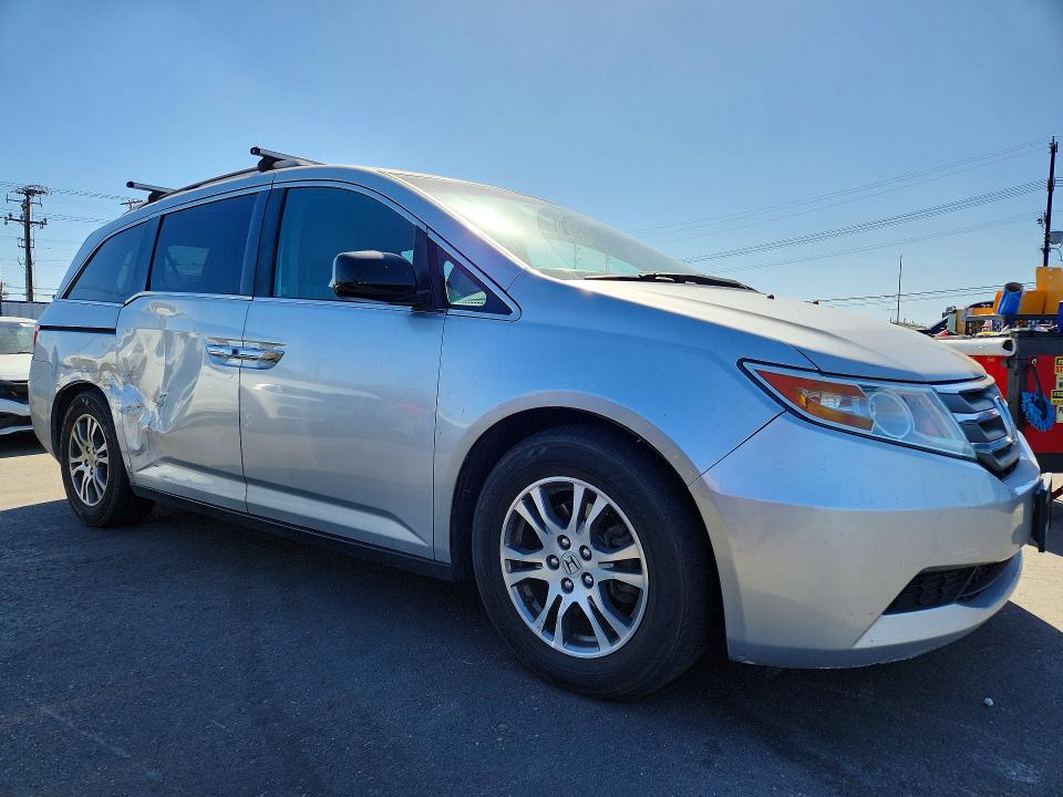 2012 Honda Odyssey მანქანა იყიდება აუქციონზე, vin: 5FNRL5H4XCB126830, აუქციონის ნომერი: 73738156
