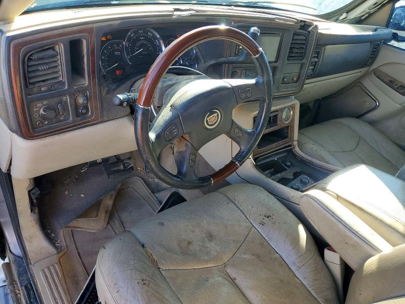 2005 Cadillac Escalade მანქანა იყიდება აუქციონზე, vin: 3GYFK66N15G219394, აუქციონის ნომერი: 72451156