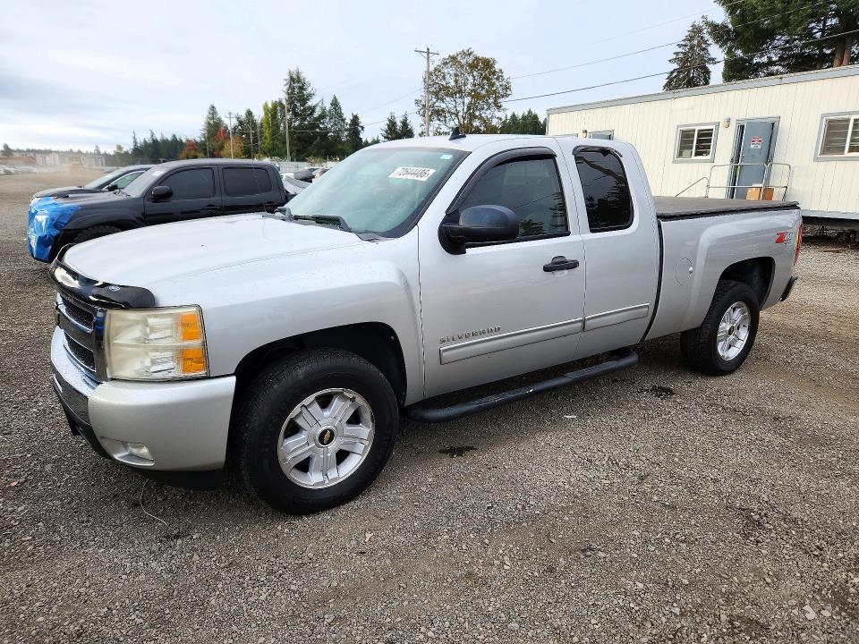 Продаж на аукціоні авто 2011 Chevrolet Silverado, vin: 1GCRKSE32BZ109820, номер лоту: 72644486