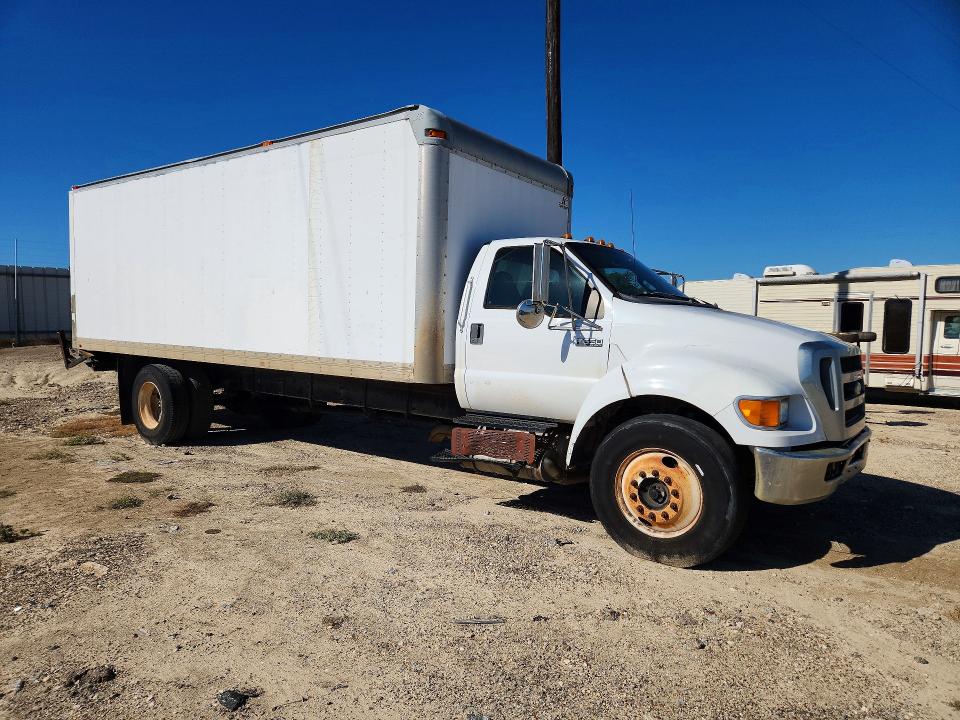 70267766 :رقم المزاد ، 3FRNF6FCXBV381541 vin ، 2011 Ford F650 مزاد بيع