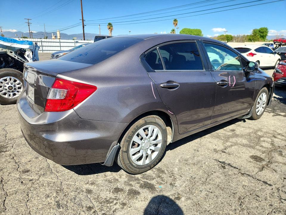 2012 Honda Civic მანქანა იყიდება აუქციონზე, vin: 19XFB2F55CE387353, აუქციონის ნომერი: 72341366