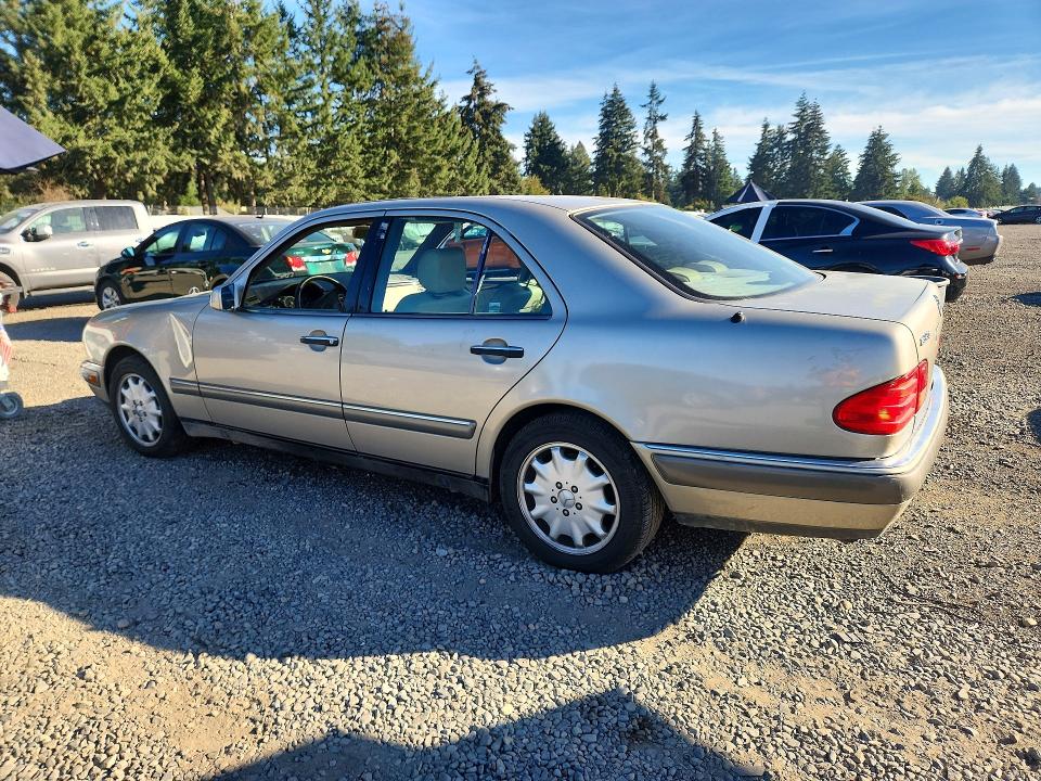 Продаж на аукціоні авто 1996 Mercedes-benz E, vin: WDBJF55F0TJ023370, номер лоту: 70893996