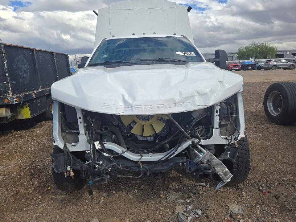 2022 Ford F550 მანქანა იყიდება აუქციონზე, vin: 1FDUF5HN6NEC96273, აუქციონის ნომერი: 67646036