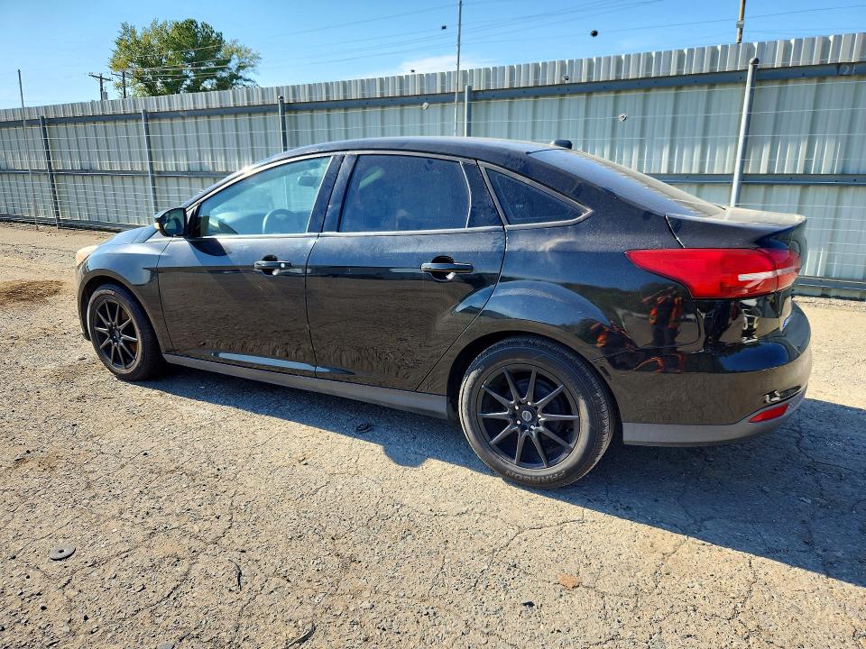 Продажа на аукционе авто 2015 Ford Focus, vin: 1FADP3F28FL262191, номер лота: 72189556