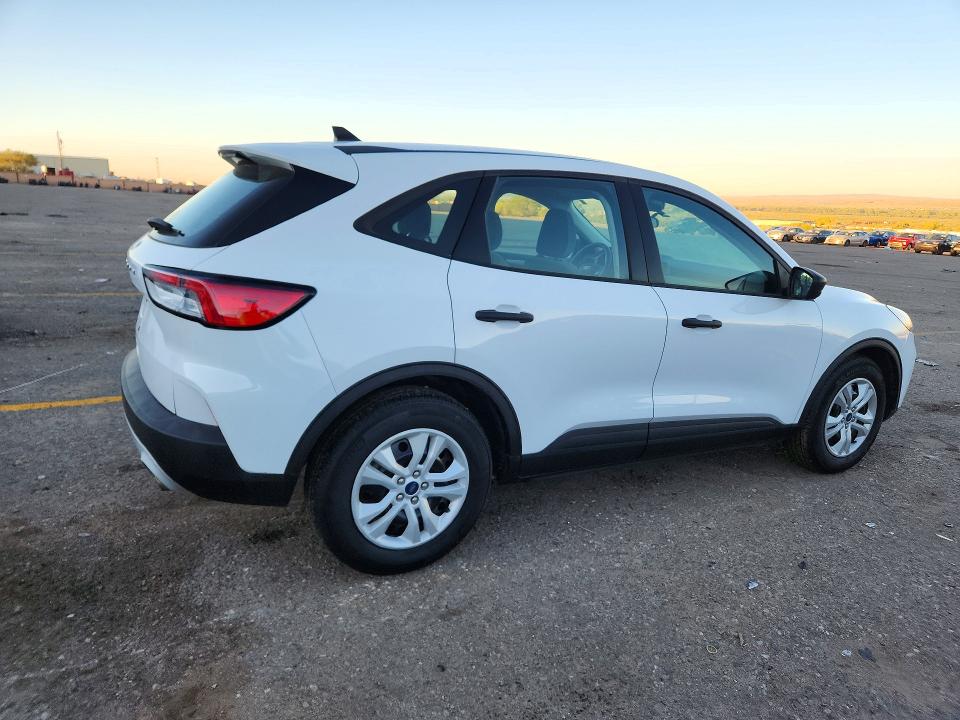 72153726 :رقم المزاد ، 1FMCU0F66MUA19966 vin ، 2021 Ford Escape مزاد بيع