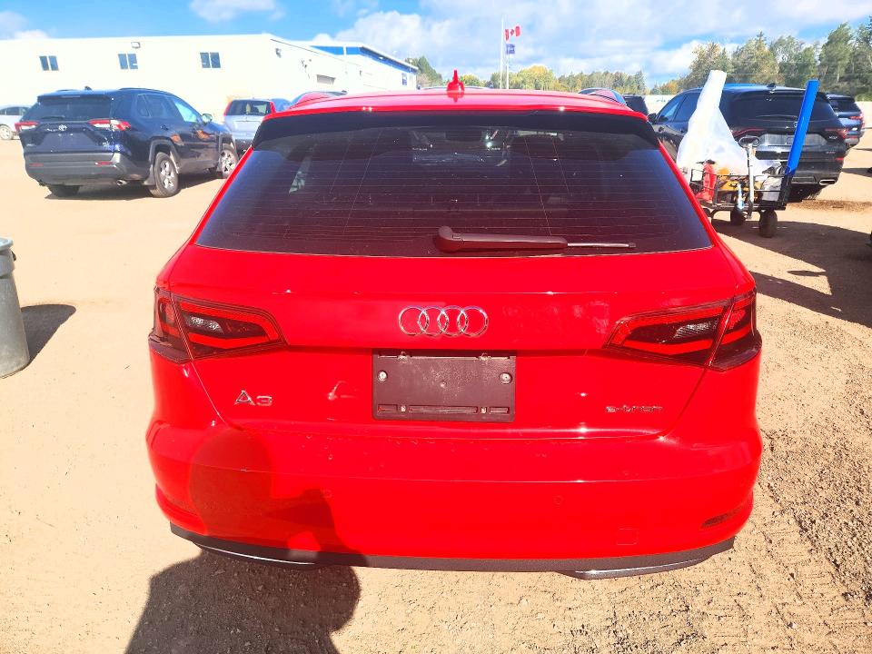2016 Audi A3 მანქანა იყიდება აუქციონზე, vin: WAUSPBFF5GA068145, აუქციონის ნომერი: 70380596