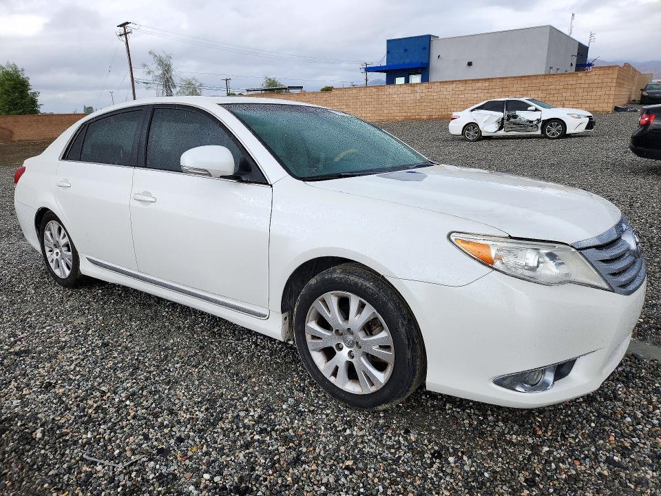 2011 Toyota Avalon მანქანა იყიდება აუქციონზე, vin: 4T1BK3DB6BU418778, აუქციონის ნომერი: 72998516