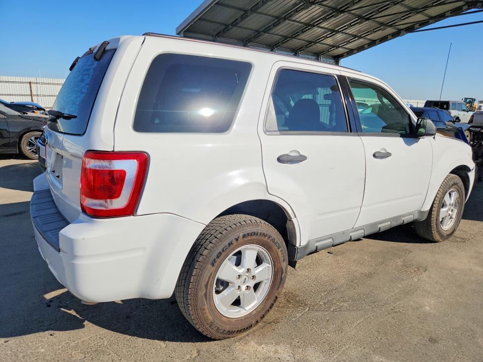 2012 Ford Escape მანქანა იყიდება აუქციონზე, vin: 1FMCU0C7XCKB93580, აუქციონის ნომერი: 71462146