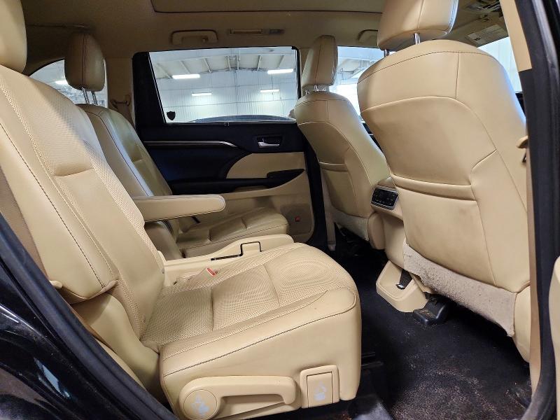 Продажа на аукционе авто 2016 Toyota Highlander, vin: 5TDDKRFH8GS309123, номер лота: 71878026