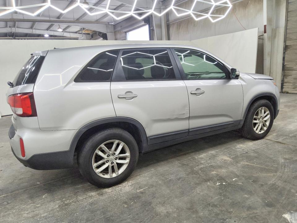 Продажа на аукционе авто 2014 Kia Sorento, vin: 5XYKT3A62EG443711, номер лота: 70487716