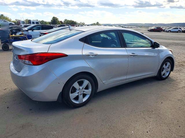 Aukcja sprzedaży 2013 Hyundai Elantra, vin: KMHDH4AE2DU930908, numer aukcji: 72523736