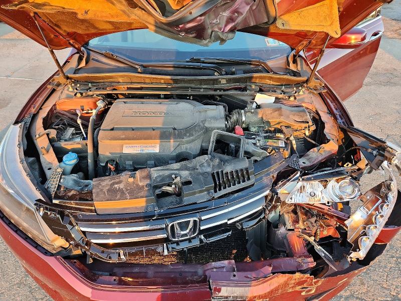 2015 Honda Accord მანქანა იყიდება აუქციონზე, vin: 1HGCR3F82FA030560, აუქციონის ნომერი: 71245856
