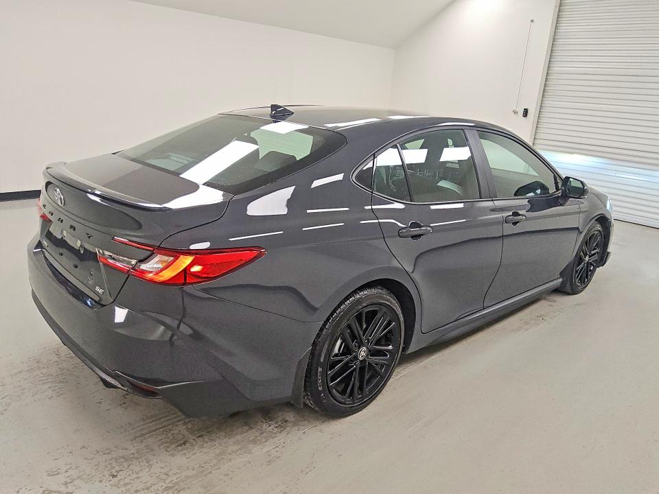 2025 Toyota Camry მანქანა იყიდება აუქციონზე, vin: 4T1DAACK8SU106057, აუქციონის ნომერი: 71246026