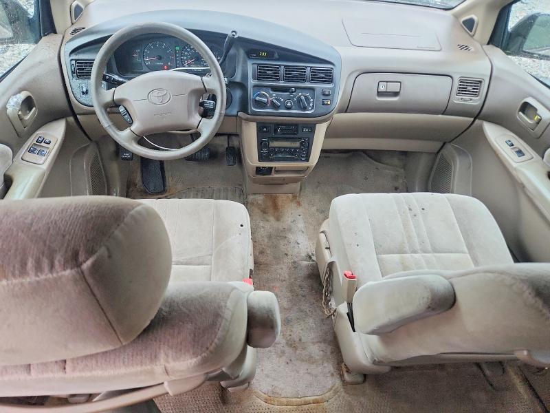 2000 Toyota Sienna მანქანა იყიდება აუქციონზე, vin: 4T3ZF13C7YU278032, აუქციონის ნომერი: 71159996