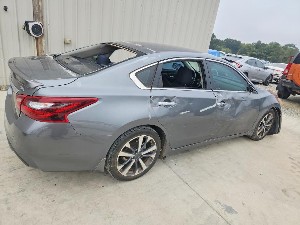 2017 Nissan Altima მანქანა იყიდება აუქციონზე, vin: 1N4AL3AP1HC483409, აუქციონის ნომერი: 71217766
