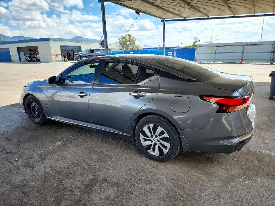 72424376 :رقم المزاد ، 1N4BL4BV3NN344261 vin ، 2022 Nissan Altima مزاد بيع