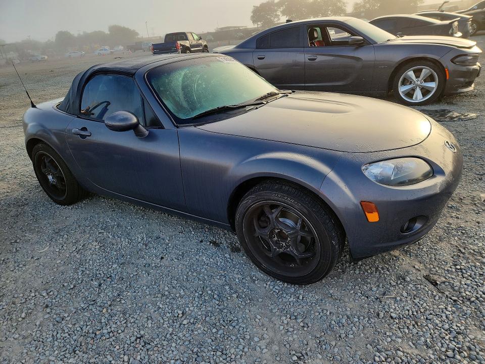 2007 Mazda Mx-5 მანქანა იყიდება აუქციონზე, vin: JM1NC25F570126984, აუქციონის ნომერი: 71433946