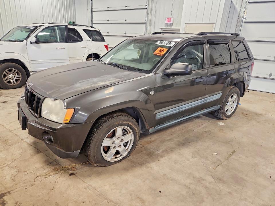 70668856 :رقم المزاد ، 1J4HR48N35C602021 vin ، 2005 Jeep Grand Cherokee مزاد بيع