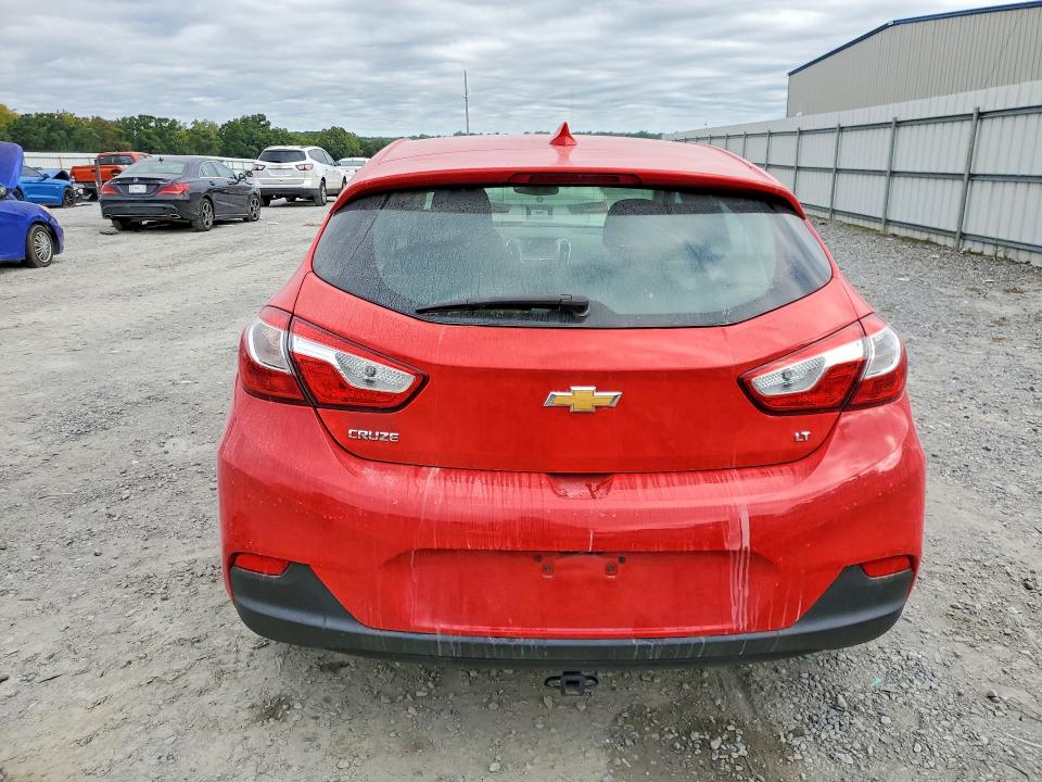 2018 Chevrolet Cruze მანქანა იყიდება აუქციონზე, vin: 3G1BE6SM6JS583643, აუქციონის ნომერი: 71358586