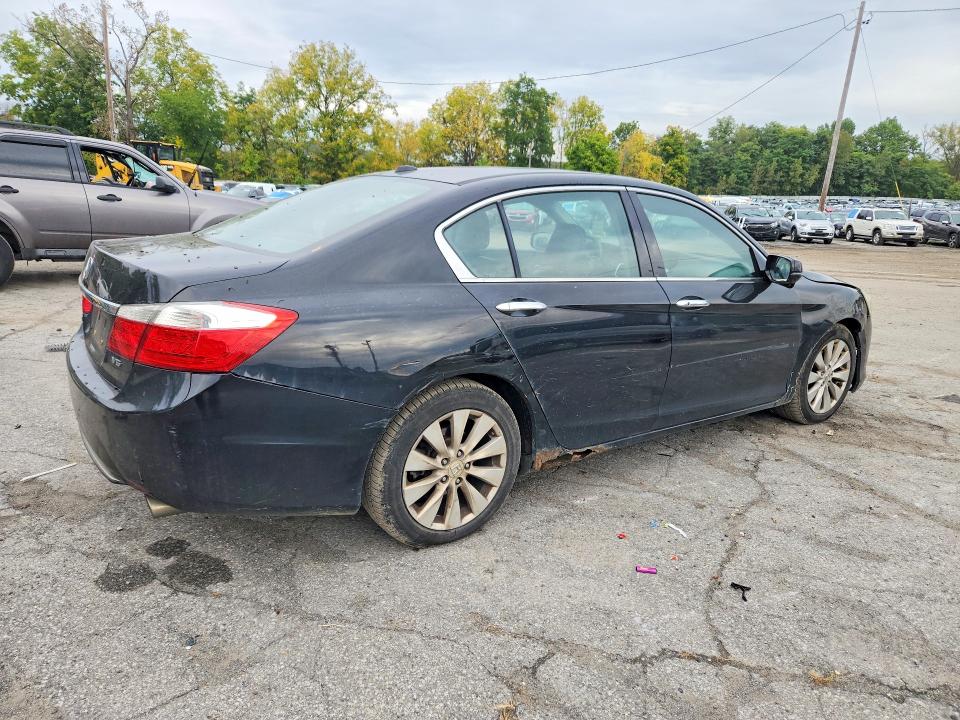 2013 Honda Accord მანქანა იყიდება აუქციონზე, vin: 1HGCR3F8XDA047314, აუქციონის ნომერი: 70780416