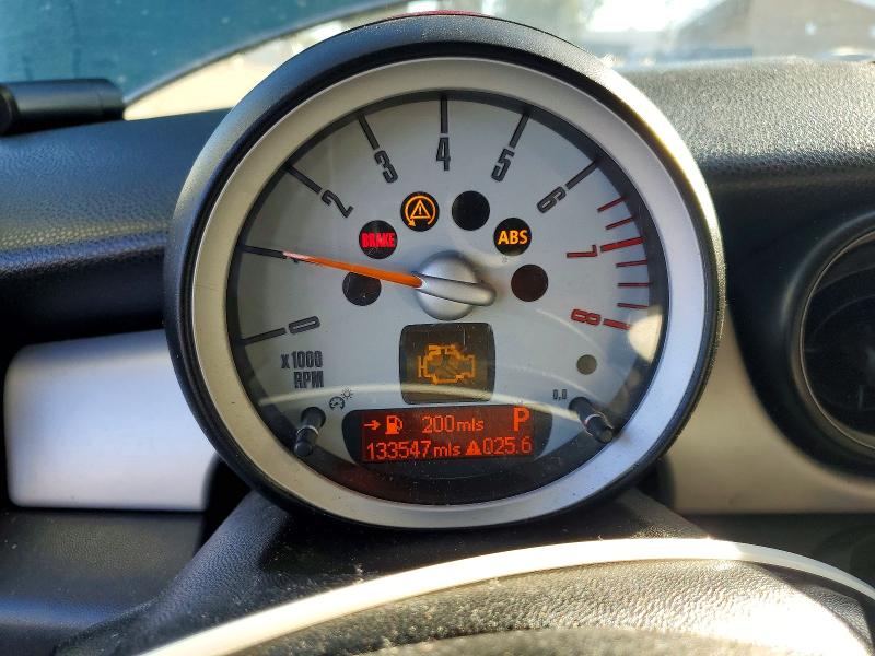 2009 Mini Cooper მანქანა იყიდება აუქციონზე, vin: WMWMF335X9TW70558, აუქციონის ნომერი: 73172696