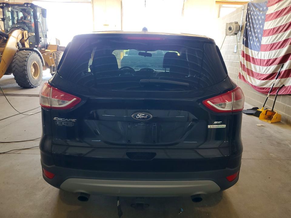 2016 Ford Escape მანქანა იყიდება აუქციონზე, vin: 1FMCU0GX6GUA10423, აუქციონის ნომერი: 71657396