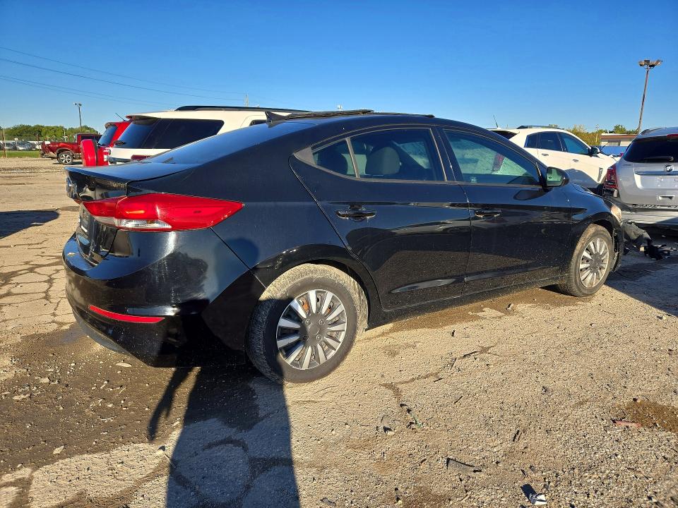2017 Hyundai Elantra მანქანა იყიდება აუქციონზე, vin: 5NPD74LFXHH144139, აუქციონის ნომერი: 70956206