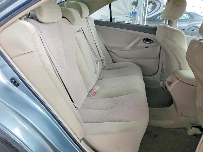 70952626 :رقم المزاد ، 4T4BF3EK8BR112934 vin ، 2011 Toyota Camry مزاد بيع