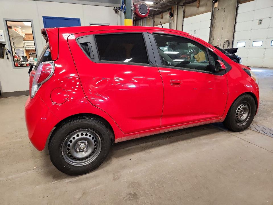 73712116 :رقم المزاد ، KL8CD6S93FC763646 vin ، 2015 Chevrolet Spark مزاد بيع