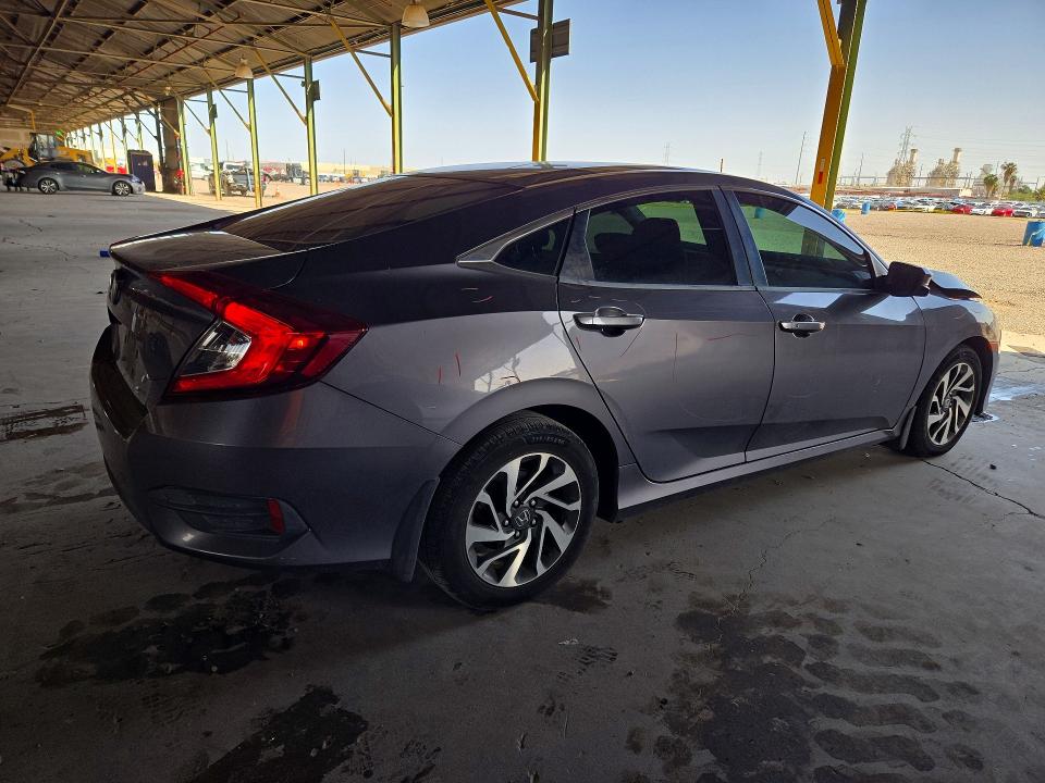 2016 Honda Civic მანქანა იყიდება აუქციონზე, vin: 19XFC2F77GE062837, აუქციონის ნომერი: 72950316