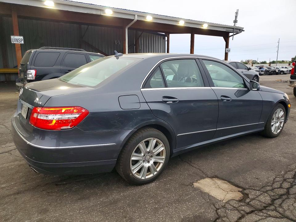 2013 Mercedes-benz E მანქანა იყიდება აუქციონზე, vin: WDDHF8JB1DA742915, აუქციონის ნომერი: 72799456